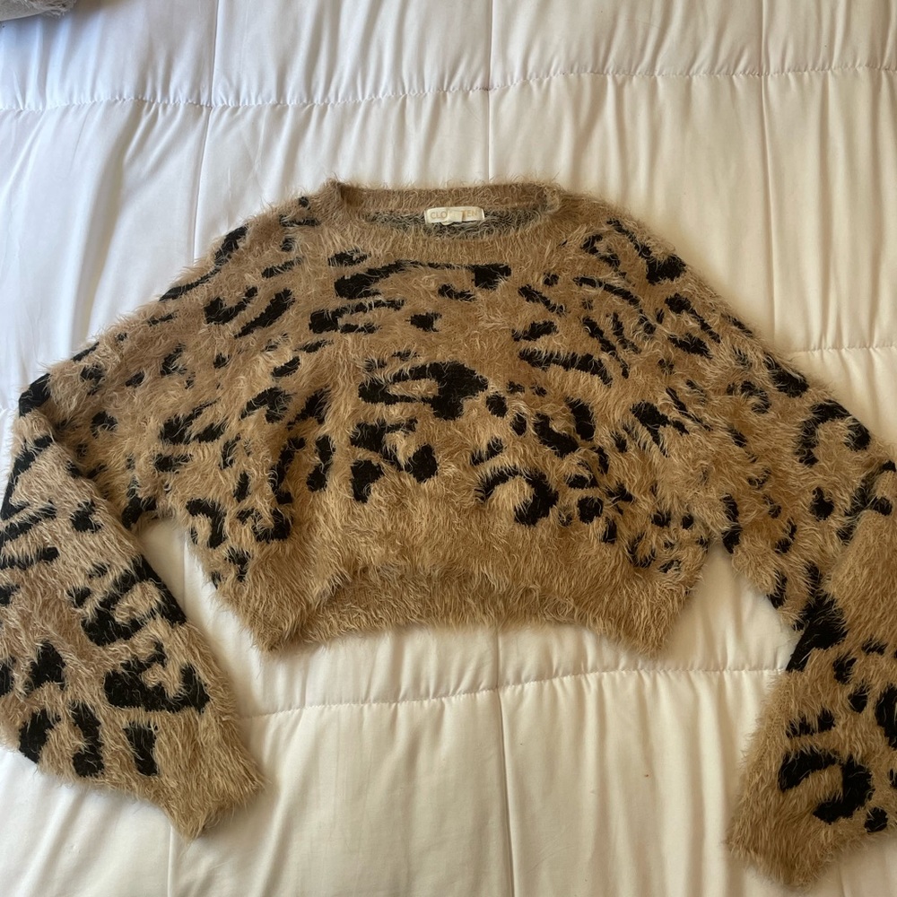 Cloud Ten Leopard Print Sweater - image 5